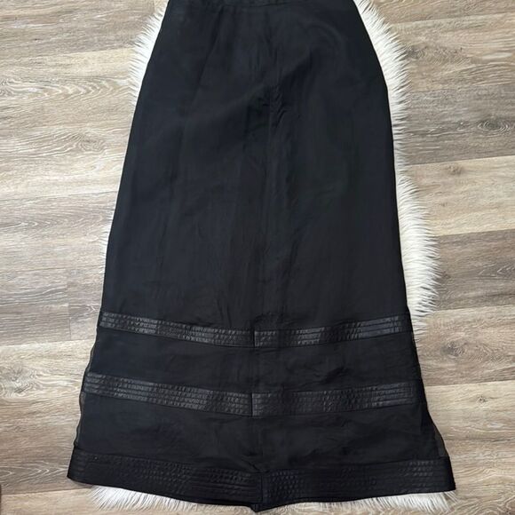 TADASHI Shoji Black Women's Skirt 100% Silk Size 8P - Picture 1 of 10